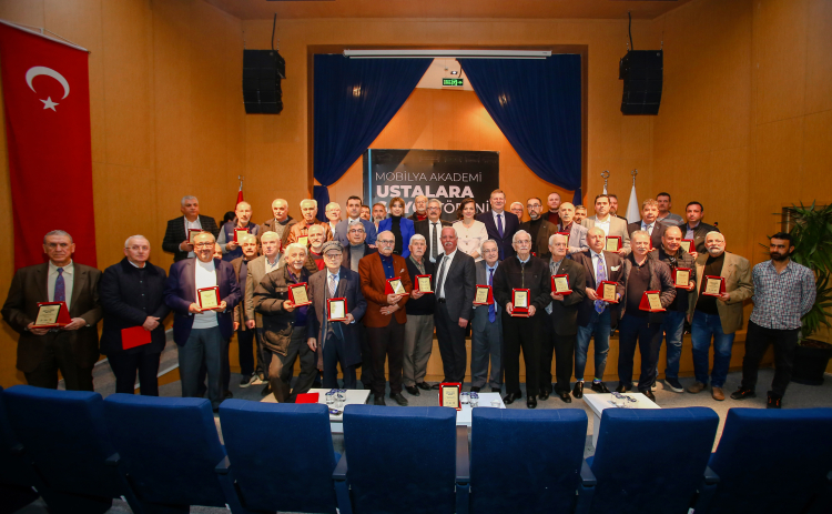 Mardin'de 6 bin 337 öğrenciye çalışma kitabı desteği