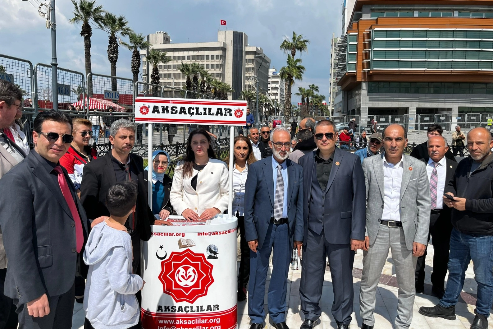 Aksaçlılar, Türkeş ve Yazıcıoğlu'nu dualarla andı