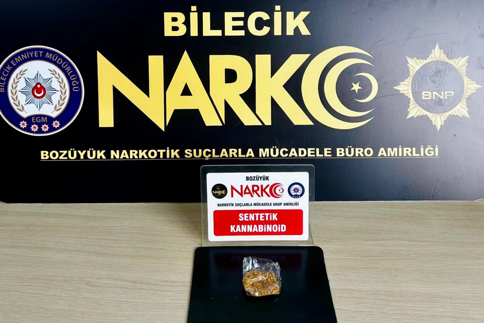 Bilecik Pazaryeri'nde narko operasyon