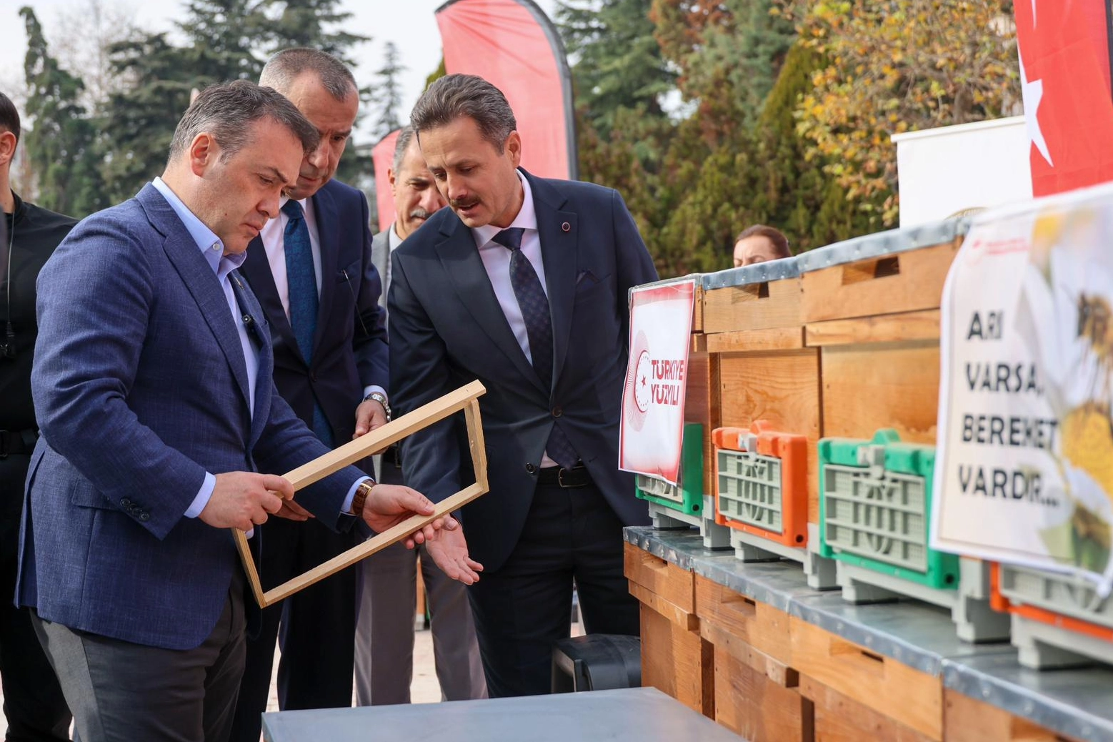 Bilecik'te arıcılara bin yeni kovan dağıtıldı