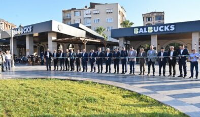 Balıkesir Büyükşehir’den tartışma yaratan Balbucks kafe