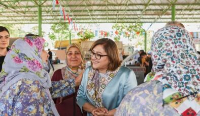 Fatma Şahin’den kurban kesim alanlarına ziyaret