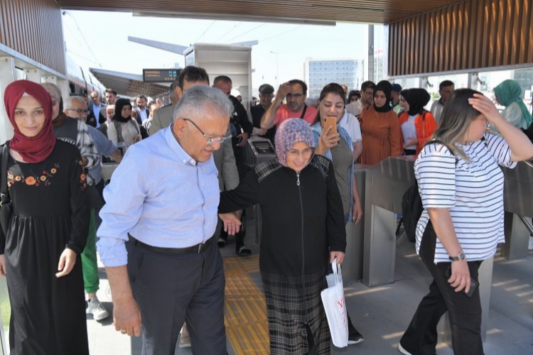 Kayseri Büyükşehir Belediye Başkanı Dr. Memduh Büyükkılıç, Anafartalar-Şehir Hastanesi-Mobilyakent Tramvay