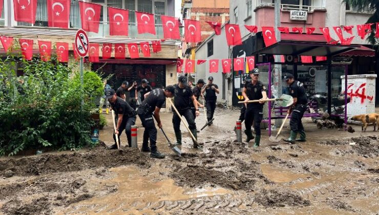 Ordu’yu sağanak vurdu! Seferberlik dört koldan sürüyor