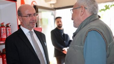·Selçuklu Belediye Başkanı Ahmet Pekyatırmacı gerçekleştirdiği ziyaretlerle esnaf ve vatandaşlarla