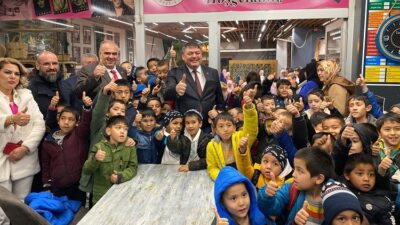 Seçim çalışmalarına devam eden Yeniden Refah Partisi  Kocasinan Belediye Başkan