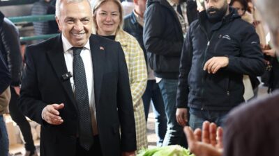 Seçim kampanyasını 19 Mayıs Mahallesi’nde sürdüren CHP Nilüfer Belediye Başkan
