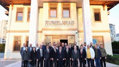 RUMELİSİAD üyeleriyle buluşan Nilüfer Belediye Başkan Adayı  Şadi Özdemir, sanayicilerin