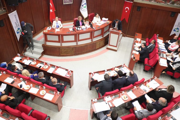 Kocaeli’de İzmit Belediyesi Mayıs ayı meclis toplantısında ‘mezarlık yerleri’ ile