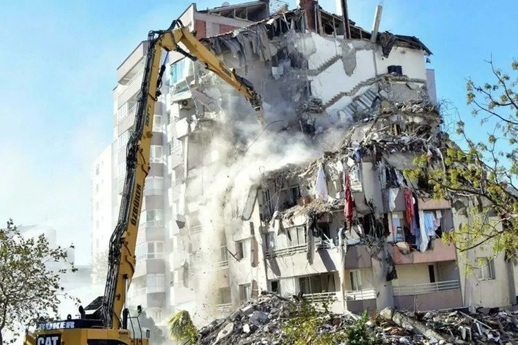 Hava sıcaklıklarının artmasıyla birlikte halk arasında yaygın olan “deprem olacak”