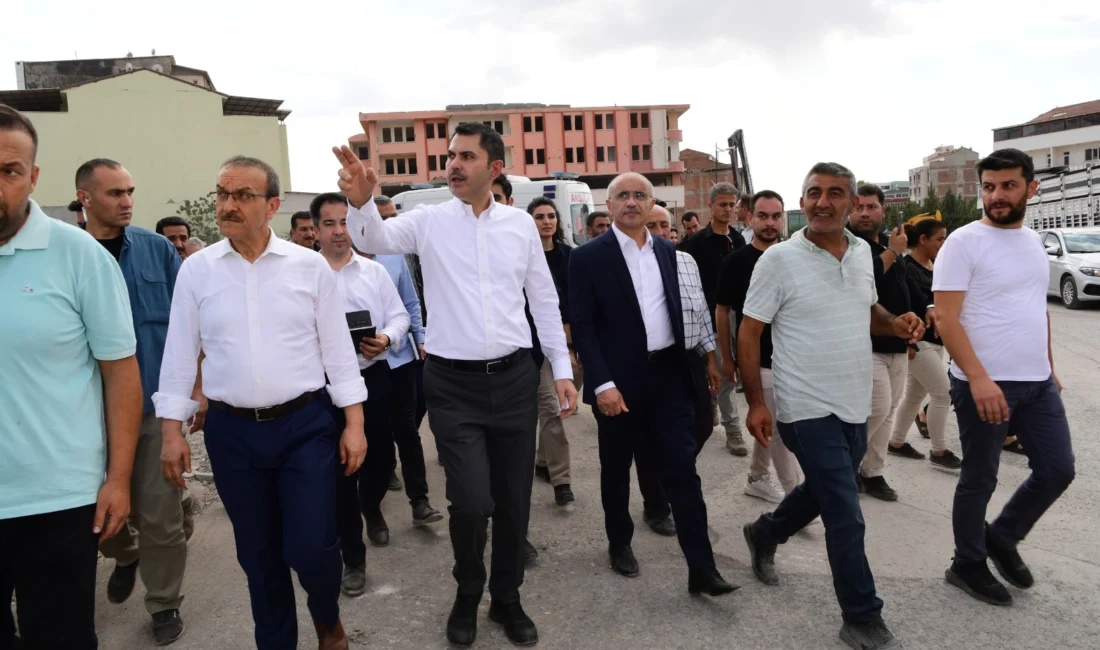 Çeşitli programlar ve deprem sonrası çalışmaları yerinde incelemek üzere Malatya’ya