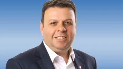 CHP Edirne Milletvekili ve Ziraat Mühendisi Ediz Ün, ayçiçeği hasadının