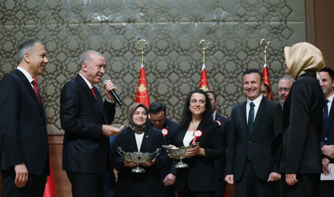 Cumhurbaşkanı Recep Tayyip Erdoğan, Cumhurbaşkanlığı Külliyesi’ndeki 109. Dönem Kaymakamlık Kursu