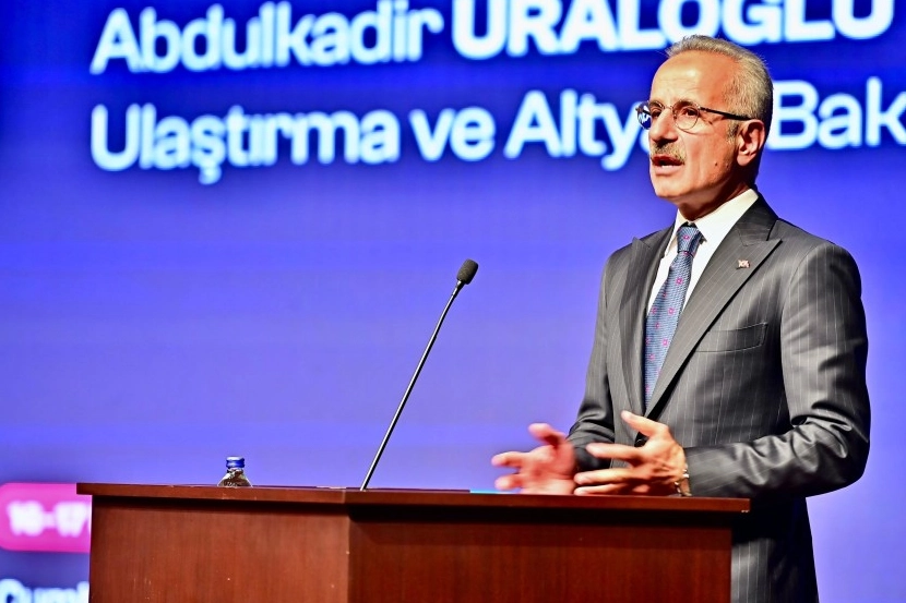 Ulaştırma ve Altyapı Bakanı Abdulkadir Uraloğlu, yerli ve milli olarak