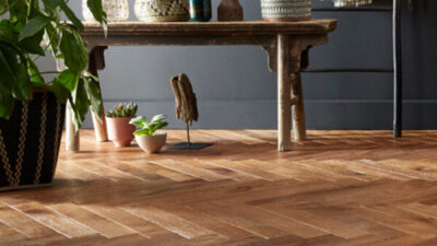 Parquet zemin, iç mekanlar için estetik ve dayanıklı bir seçenek