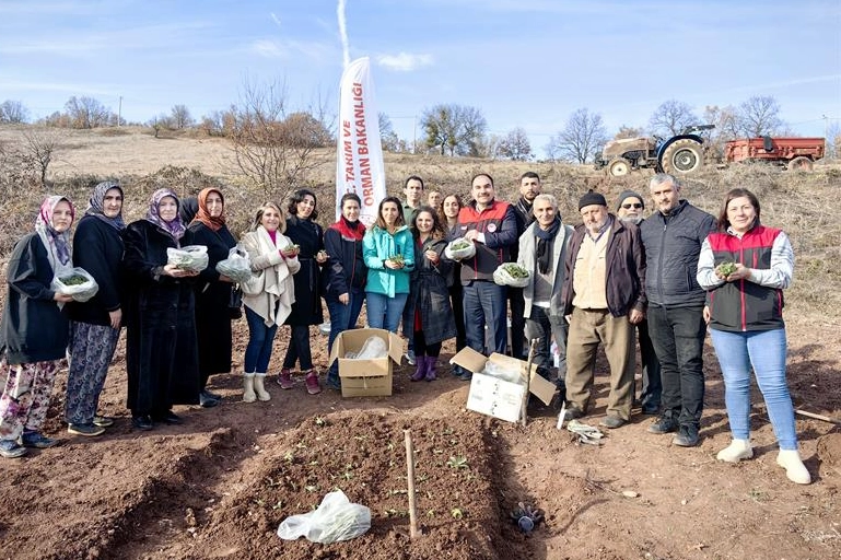 Bursa’nın Kestel ilçesinde “Salep’e Kadın Eli Değdi” projesi kapsamında 3