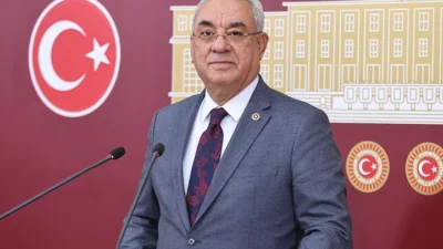 DSP Genel Başkanı Mehmet Önder Aksakal, TBMM Genel Kurulu’nda, yangının