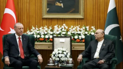 Cumhurbaşkanı Recep Tayyip Erdoğan, resmi temaslarda bulunmak üzere geldiği Pakistan’ın