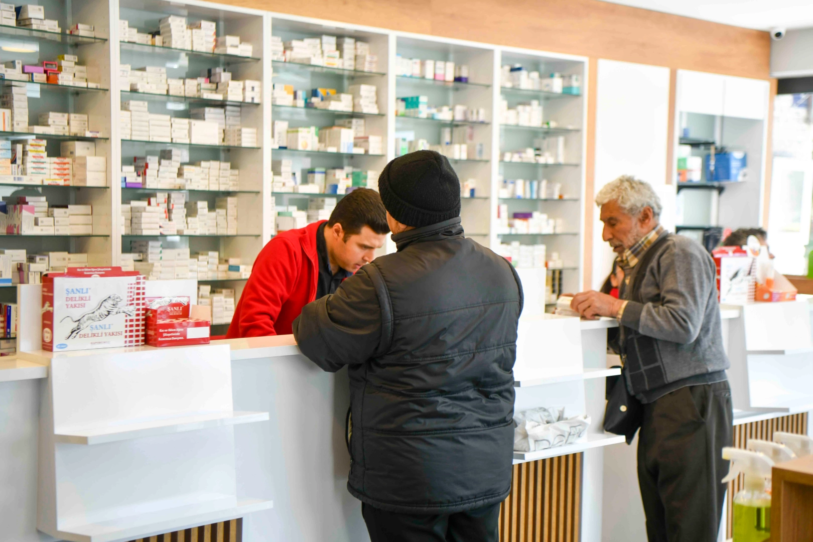 Ankara Büyükşehir Belediyesi’nin Ankara Eczacı Odası iş birliğiyle başlatılan “Sağlığa