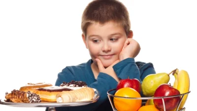 Türkiye’de her 5 çocuktan biri kilolu veya obez. Çocuklukta kilolu