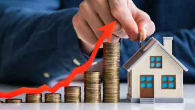 Türkiye’de yaşanan gelişmelerin ardından döviz kurlarında yaşanan dalgalanmalar sonrası emlak