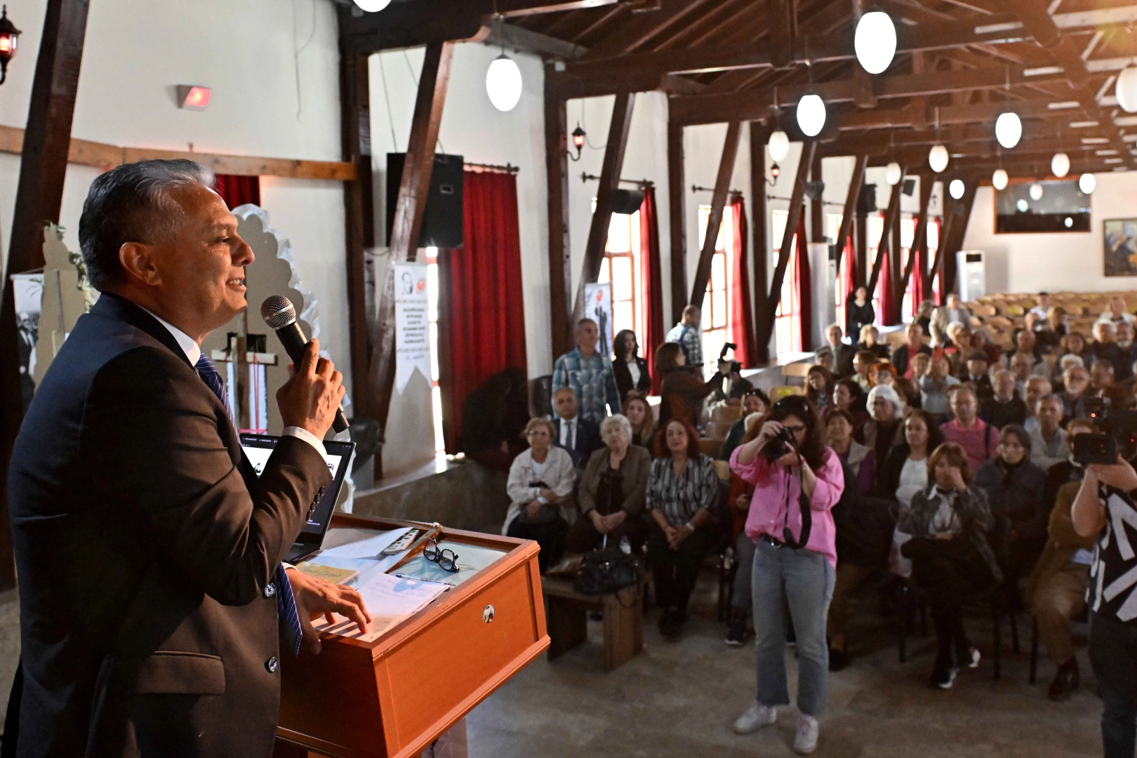 Antalya Muratpaşa Belediye Başkanı Ümit Uysal, Köy Enstitüleri’nin kuruluşunun 85’inci