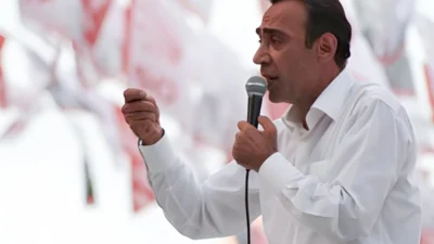 CHP’de topladığı 97 imzayı 5 dakika geç teslim ettiği için