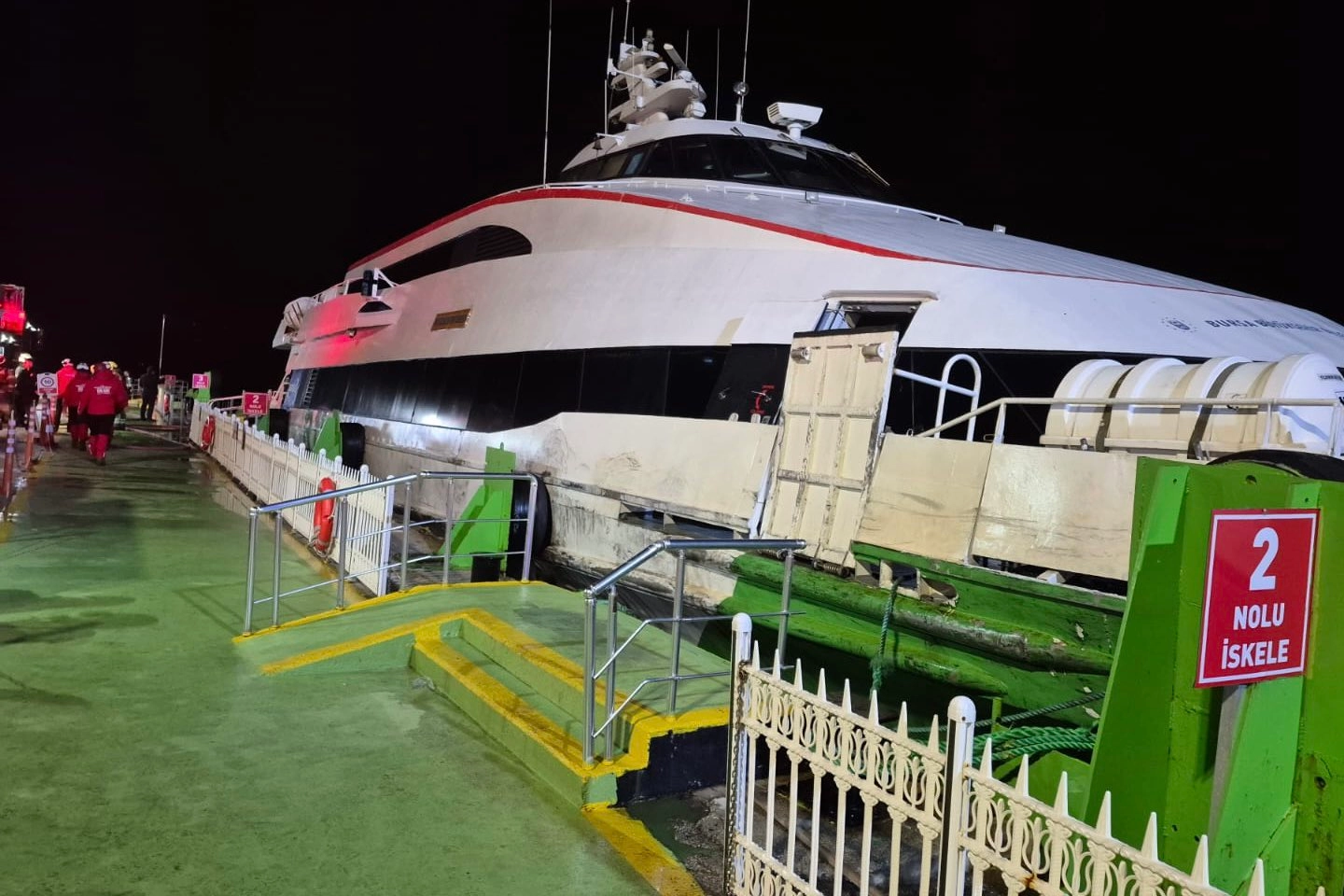 Bursa Büyükşehir Belediyesi iştiraki Burulaş’a ait deniz otobüsünde teknik arıza