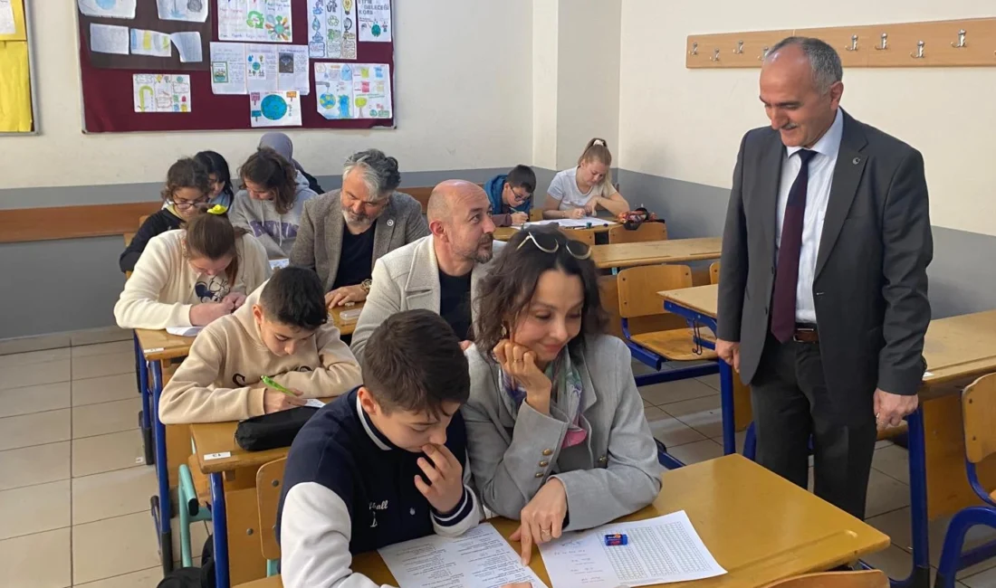 Bursa’da Nilüfer Sadettin Türkün Ortaokulu, “Ailemle Eğitim Yolculuğu” projesi kapsamında