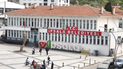 Edirne’de CHP İpsala İlçe Başkanlığı, AK Partili İpsala Belediyesi’nin bir