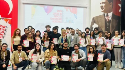 Tiyatro Ofisi ve Ege Tiyatrolar Birliği tarafından düzenlenen İzmir Çocuk