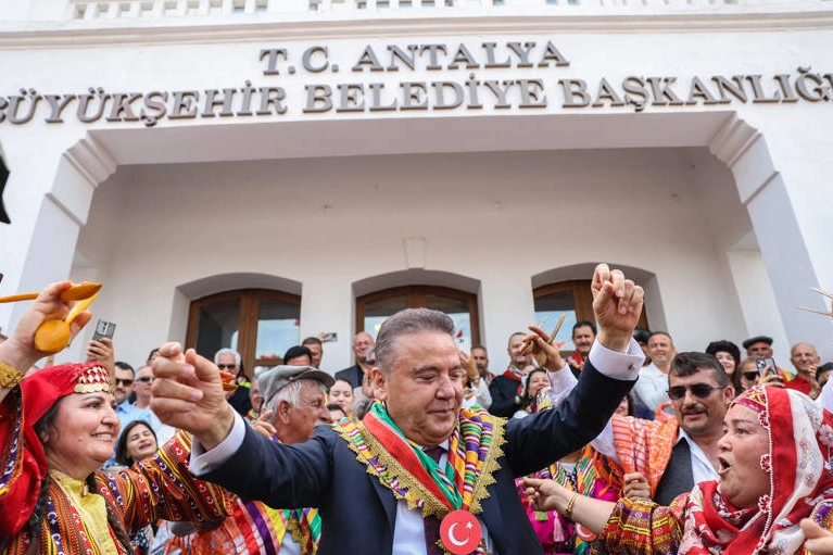 Antalya Büyükşehir Belediyesi tarafından 4.’sü düzenlenen Uluslararası Yörük Türkmen Festivali,