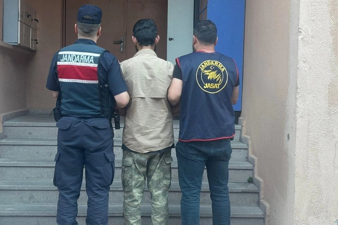 Artvin’de hakkında “Nitelikli Konut Dokunulmazlığını İhlal ve Basit Yaralama” suçundan