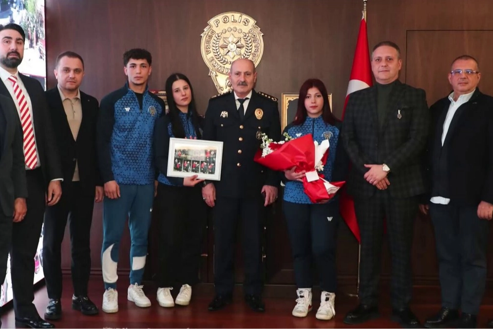 Bursa Emniyet Spor Kulübü’nün U15, U16, U17 ve U18 futbol