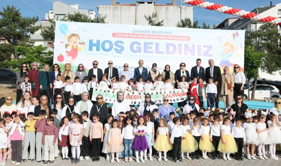 Çayırova Belediyesi’nin çocuk kulüplerinde eğitim gören Çayırovalı minikler, muhteşem bir