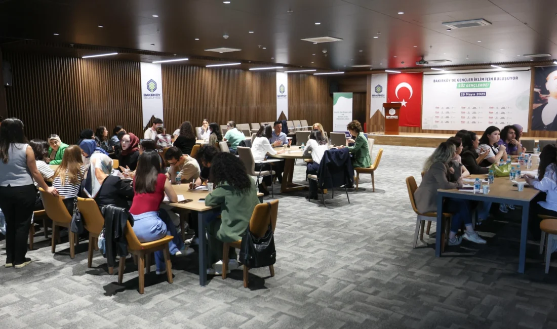 İstanbul Bakırköy Belediyesi, sürdürülebilir bir dünya için gençleri iklim çalıştayında buluşturdu.