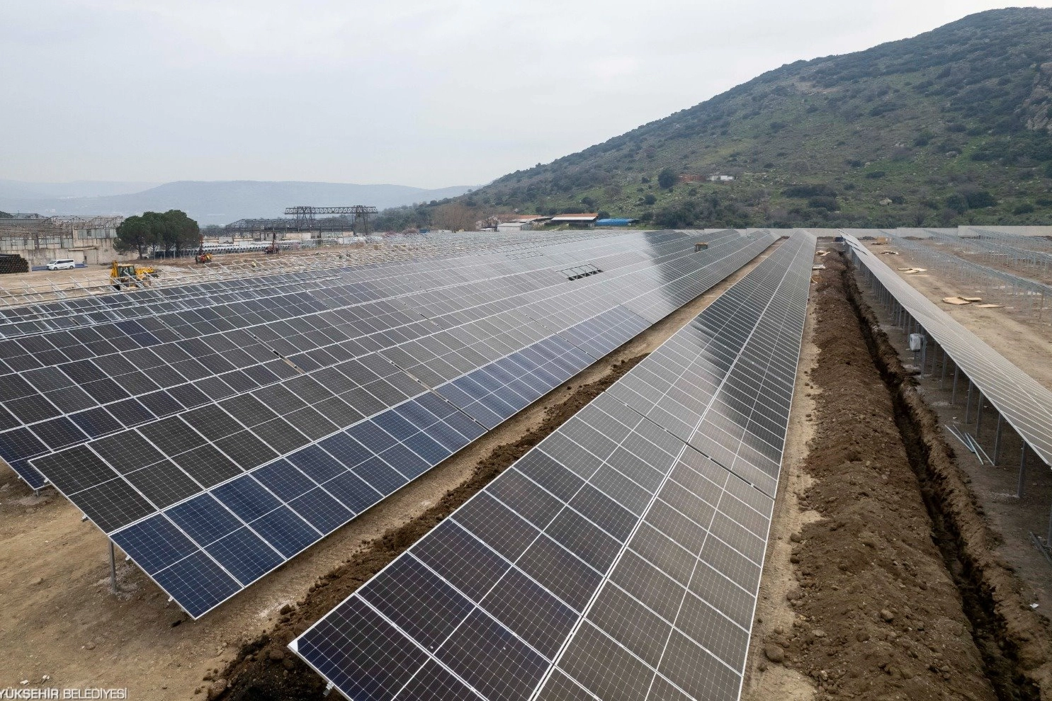 İzmir Büyükşehir Belediyesi, yatırımları plansız şekilde artan ve kurulduğu yer