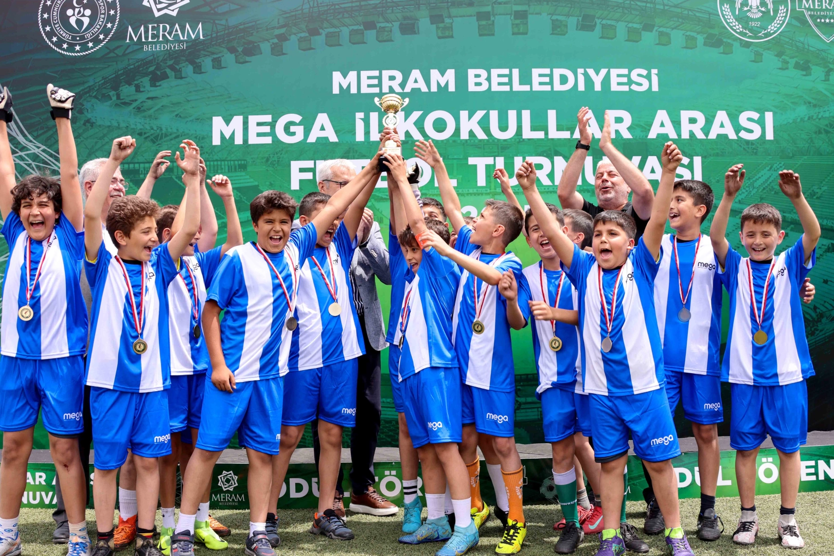 Konya Meram Belediyesinin örnek eğitim projesi Meram Gelişim Akademisi (MEGA)