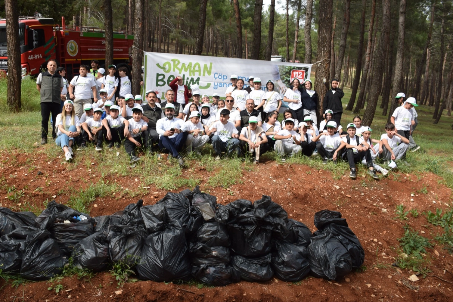 100 binden fazla gönüllü yangın riski taşıyan atıkları temizlemek için