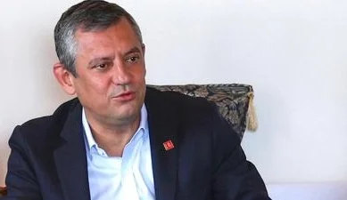 CHP Genel Başkanı Özgür Özel, İstanbul’daki saldırının ardından, “Sevgiyle yürüyen