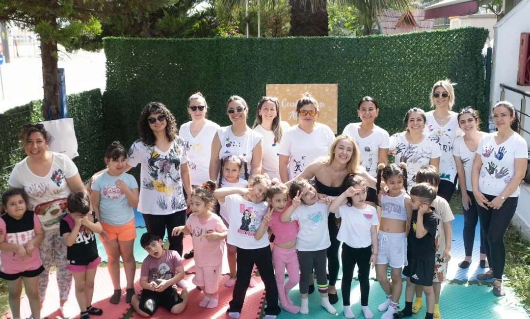 İzmir Büyükşehir Belediyesi Yuvamız İzmir Çocuk Etkinlik Merkezleri, Anneler Günü