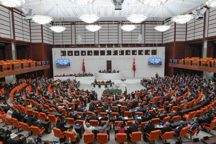 TBMM Genel Kurulu’nda kabul edilen 10. Yargı Paketi, noter disiplin
