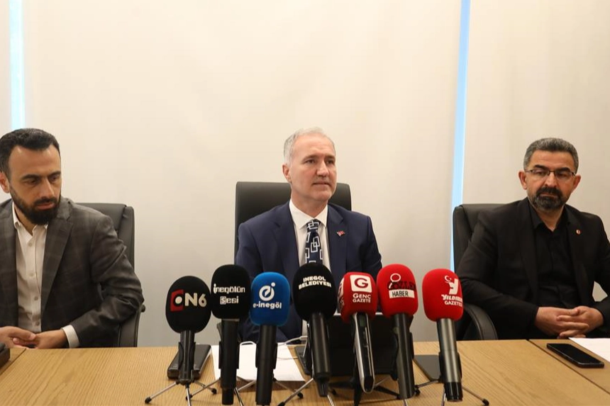 Bursa İnegöl Belediyesi, öğrenciler için dopdolu bir yaz programı hazırladı.