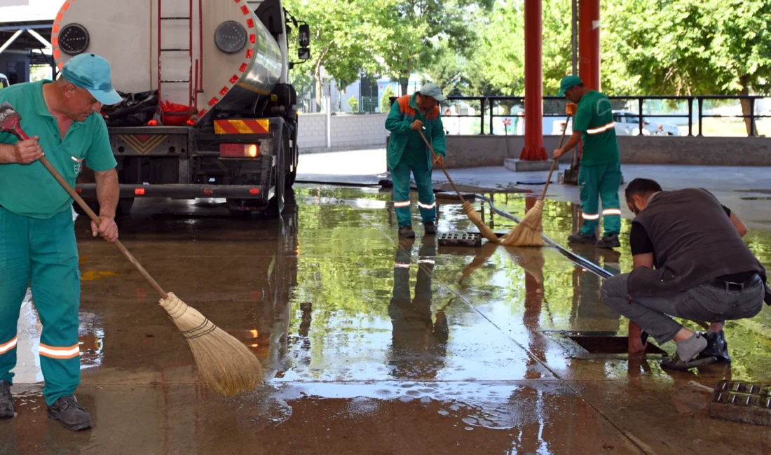 Bursa Osmangazi Belediyesi, vatandaşların kurbanlarını temiz ve hijyenik ortamda kesebilmelerini