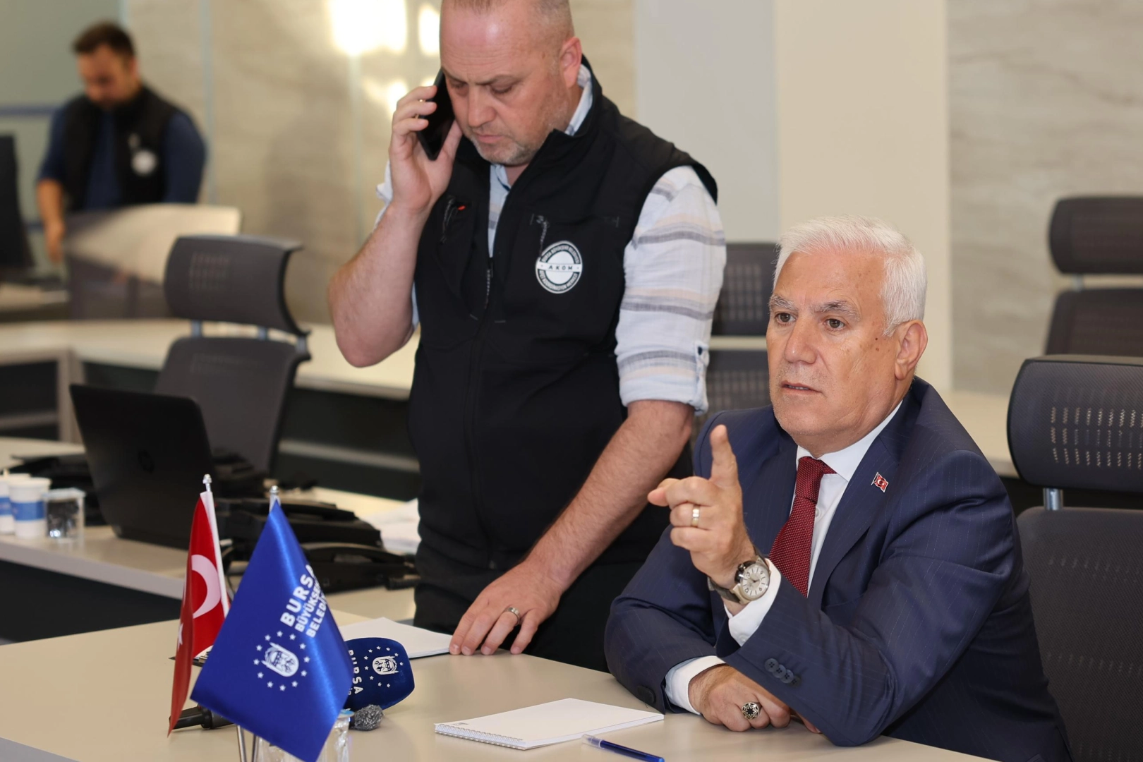 Bursa’nın Orhaneli ilçesinde anız yakımı sonucu başlayan ve ormana sıçrayan