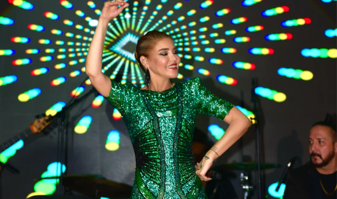 Ünlü sanatçı Gülben Ergen, Bursa’da Ceyda ve Alper Şener çiftinin