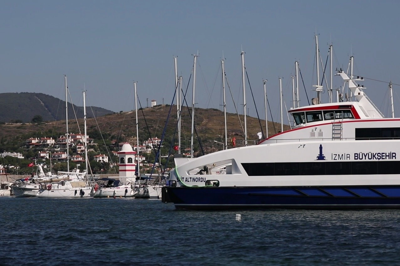 İzmir Büyükşehir Belediyesi İZDENİZ AŞ Genel Müdürlüğü’nün yaz seferleri ile
