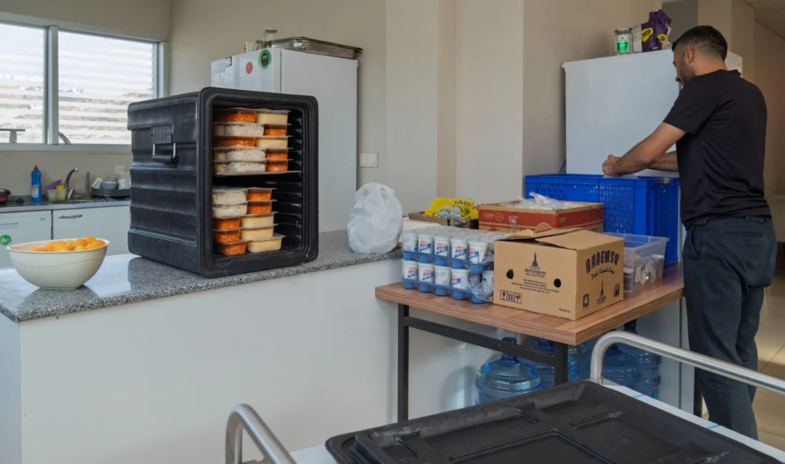 İzmir Büyükşehir Belediyesi Karşıyaka ve Buca’daki sosyal tesislerde konaklayan üniversiteli