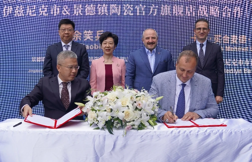 Bursa İznik Belediyesi ile Çin’in Jingdezhen Ceramics Official Flagship Store