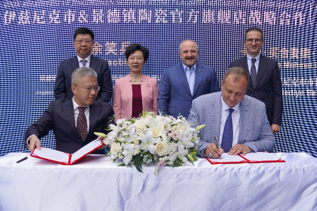 Bursa İznik Belediyesi ile Çin’in Jingdezhen Ceramics Official Flagship Store